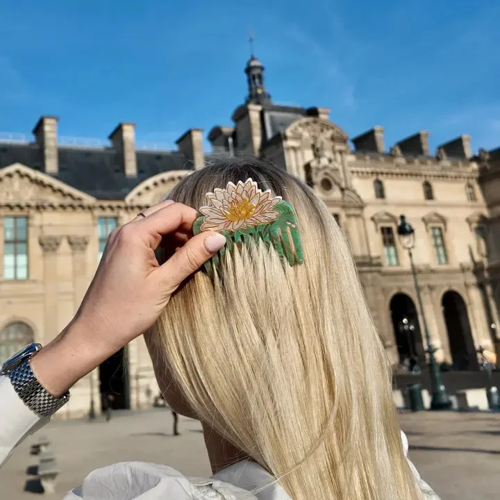 Hand-Painted Waterlily Pocket Hair Comb - Image 2