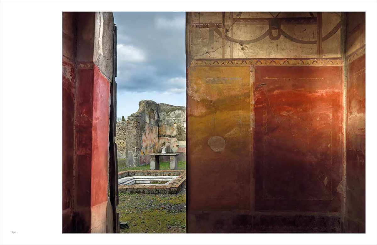 Inside Pompeii - Image 9