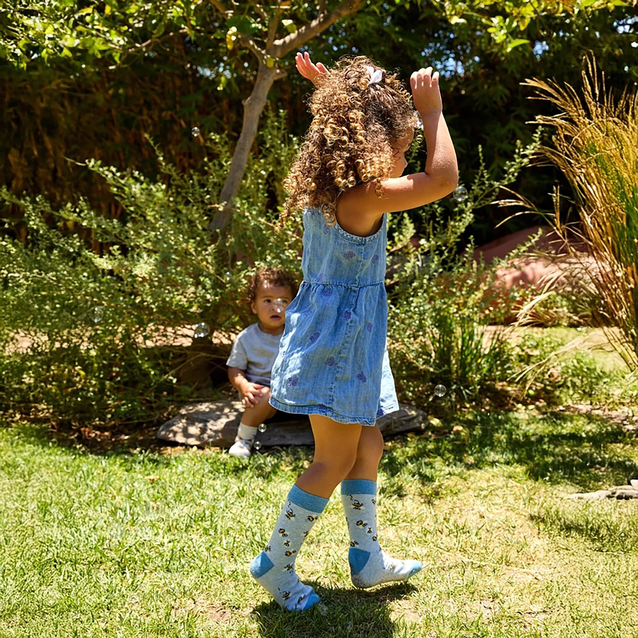 Kids Socks That Protect Bees - Image 2