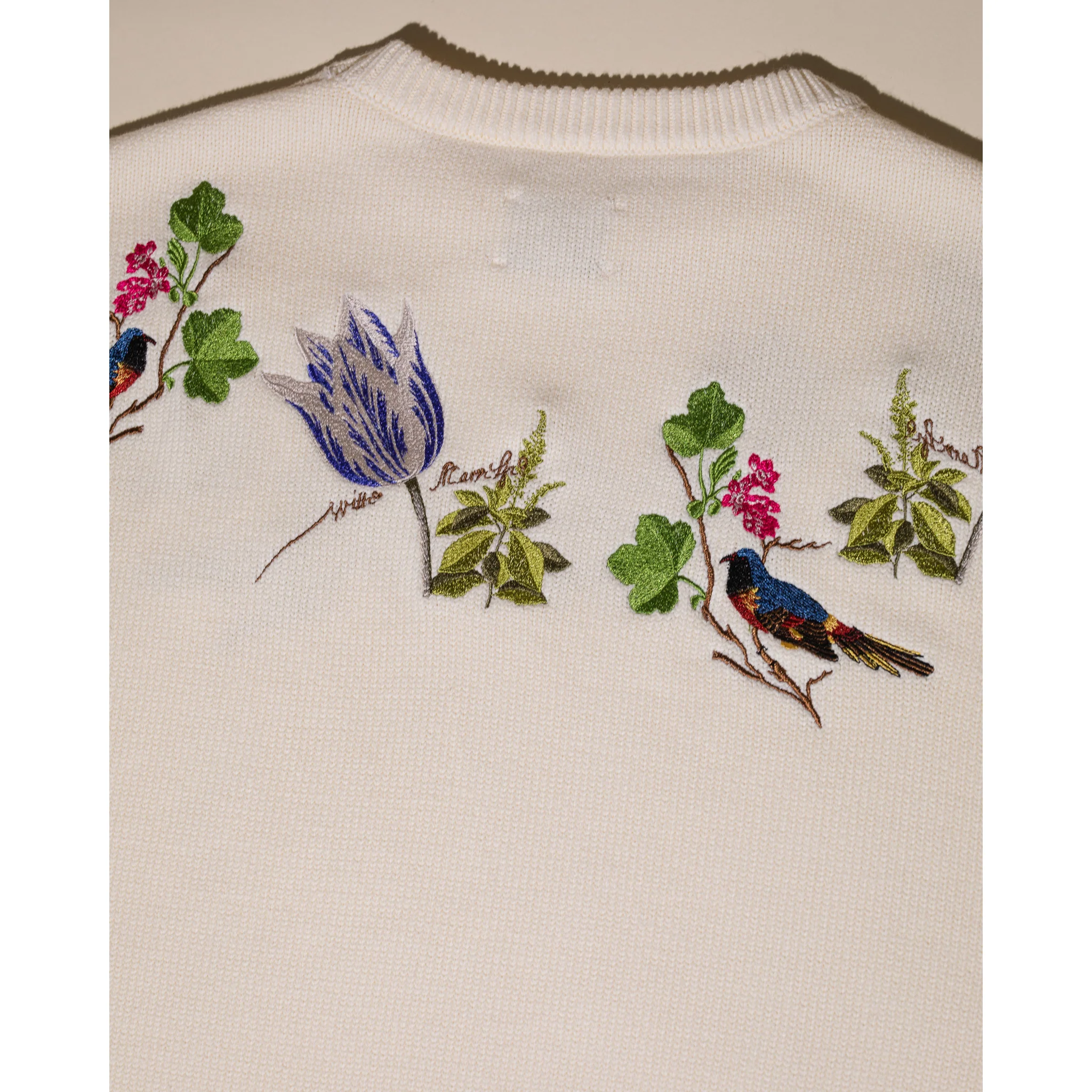 Witte Marvelje Knitted Embroidery Crewneck - Cream - Image 20